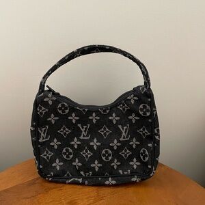 Trendy mini shoulder bag